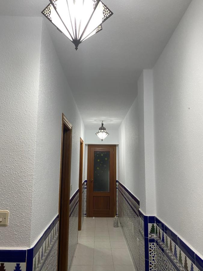 Apartamento Andalucia - Sea View, Beach, Marina, Lift & Free Parking Гаруча Екстериор снимка