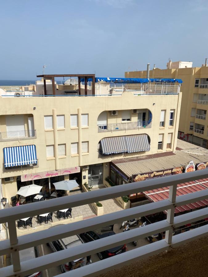Apartamento Andalucia - Sea View, Beach, Marina, Lift & Free Parking Гаруча Екстериор снимка