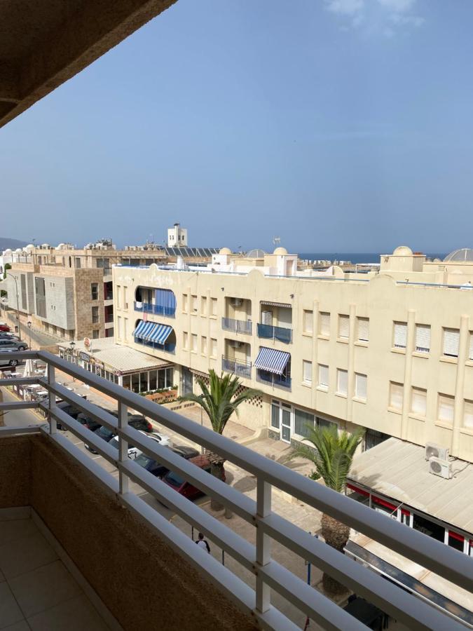 Apartamento Andalucia - Sea View, Beach, Marina, Lift & Free Parking Гаруча Екстериор снимка