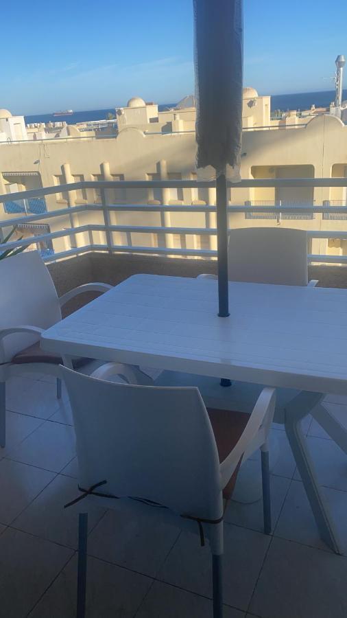 Apartamento Andalucia - Sea View, Beach, Marina, Lift & Free Parking Гаруча Екстериор снимка